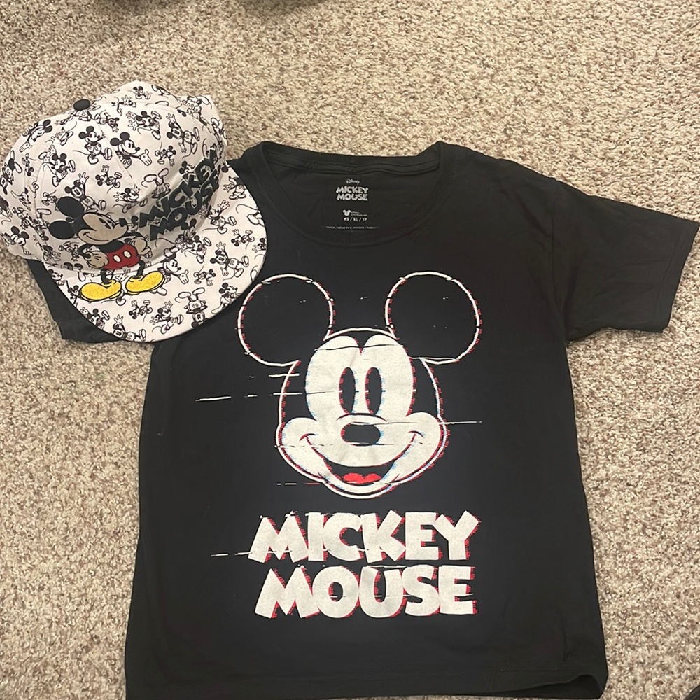 Disneyland ready!!! Mickey Mouse T Shirt and Hat Set